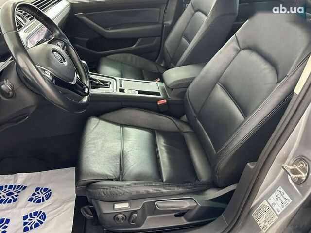 Фольксваген Пассат, объемом двигателя 2 л и пробегом 184 тыс. км за 21950 $, фото 6 на Automoto.ua