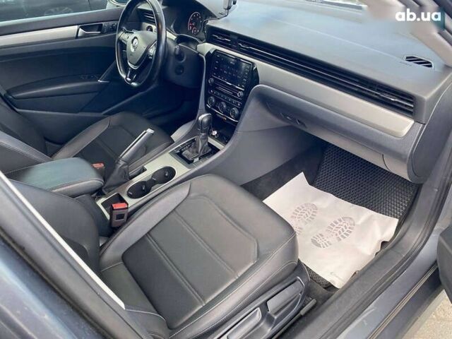 Фольксваген Пассат, объемом двигателя 2 л и пробегом 119 тыс. км за 15500 $, фото 5 на Automoto.ua