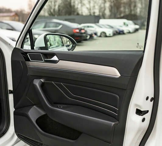 Фольксваген Пассат, объемом двигателя 2 л и пробегом 200 тыс. км за 23000 $, фото 23 на Automoto.ua