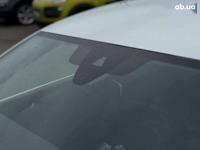 Фольксваген Пассат, об'ємом двигуна 2 л та пробігом 100 тис. км за 16000 $, фото 17 на Automoto.ua