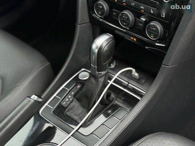 Фольксваген Пассат, об'ємом двигуна 2 л та пробігом 100 тис. км за 16000 $, фото 15 на Automoto.ua