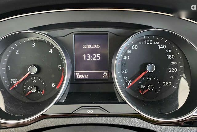 Фольксваген Пассат, об'ємом двигуна 2 л та пробігом 120 тис. км за 20950 $, фото 11 на Automoto.ua