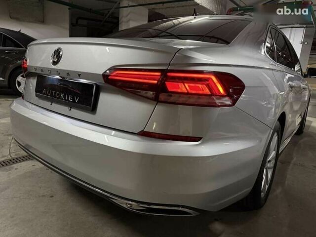 Фольксваген Пассат, об'ємом двигуна 2 л та пробігом 113 тис. км за 17900 $, фото 10 на Automoto.ua