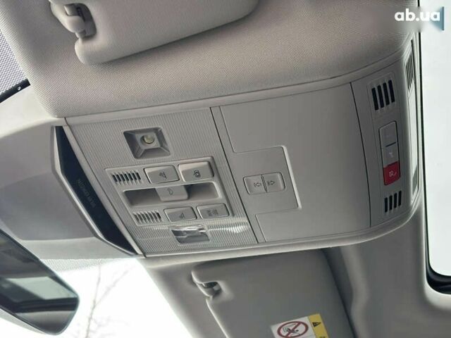 Фольксваген Пассат, объемом двигателя 2 л и пробегом 240 тыс. км за 20500 $, фото 27 на Automoto.ua