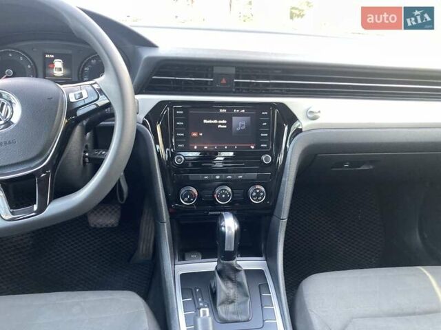 Фольксваген Пассат, об'ємом двигуна 2 л та пробігом 82 тис. км за 15000 $, фото 20 на Automoto.ua