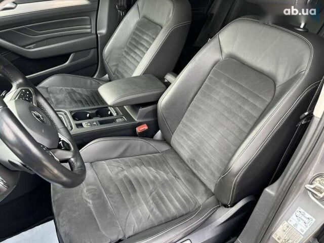 Фольксваген Пассат, объемом двигателя 2 л и пробегом 240 тыс. км за 20500 $, фото 13 на Automoto.ua