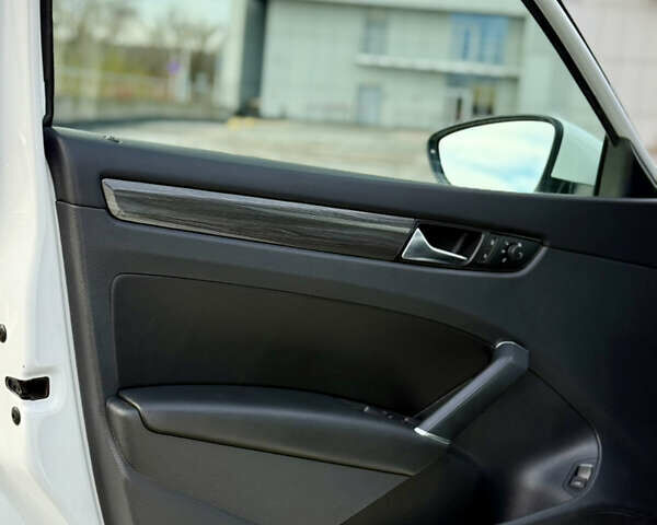 Фольксваген Пассат, объемом двигателя 2 л и пробегом 110 тыс. км за 18200 $, фото 10 на Automoto.ua