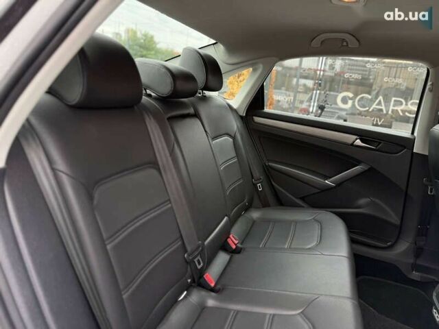 Фольксваген Пассат, об'ємом двигуна 2 л та пробігом 100 тис. км за 16000 $, фото 11 на Automoto.ua