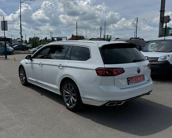 Фольксваген Пассат 2021 у Києві на Automoto.ua Фольксваген Пассат, об'ємом двигуна 2 л та пробігом 194 тис. км за 25900 $, фото 5 на Automoto.ua