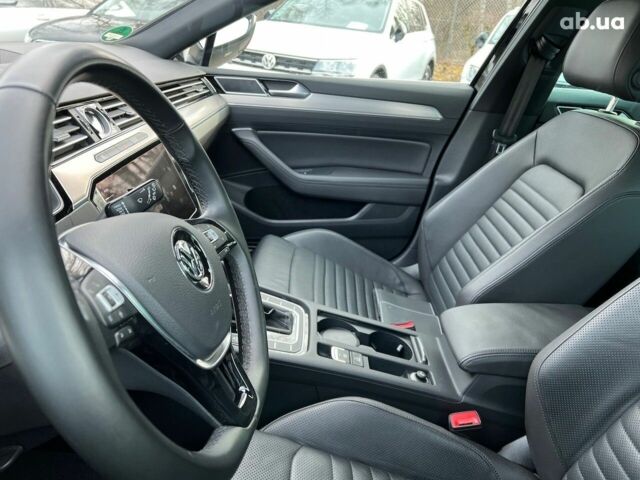 Фольксваген Пассат 2021 в Киеве на Automoto.ua Фольксваген Пассат, объемом двигателя 2 л и пробегом 15 тыс. км за 43298 $, фото 11 на Automoto.ua