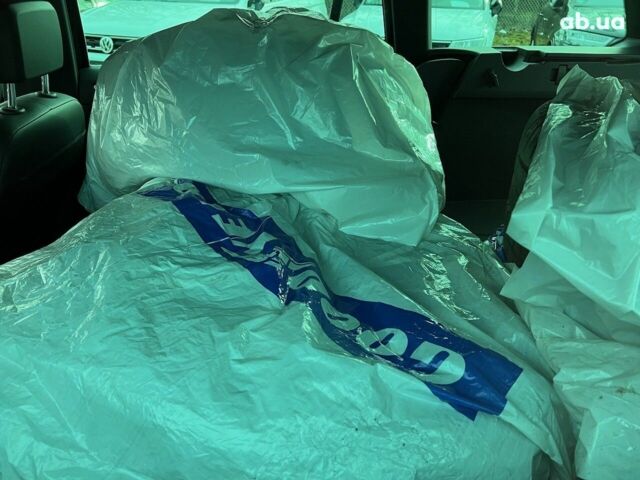 Фольксваген Пассат 2021 в Киеве на Automoto.ua Фольксваген Пассат, объемом двигателя 2 л и пробегом 15 тыс. км за 43298 $, фото 19 на Automoto.ua