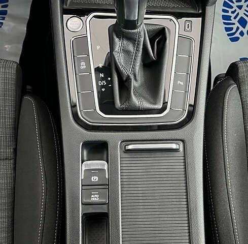 Фольксваген Пассат, об'ємом двигуна 2 л та пробігом 199 тис. км за 20950 $, фото 16 на Automoto.ua