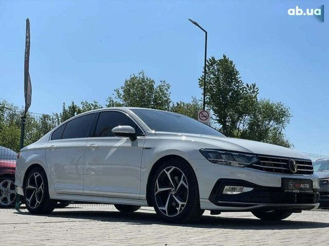 Фольксваген Пассат, объемом двигателя 2 л и пробегом 240 тыс. км за 23955 $, фото 11 на Automoto.ua