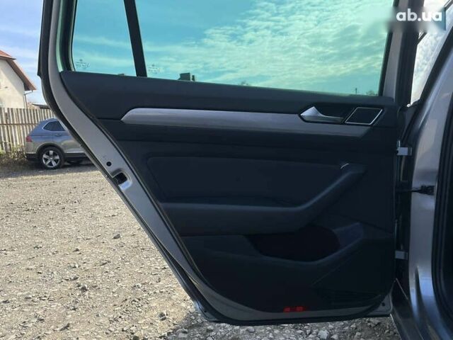 Фольксваген Пассат, объемом двигателя 2 л и пробегом 195 тыс. км за 19454 $, фото 25 на Automoto.ua