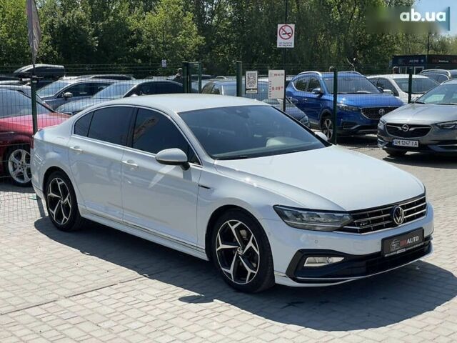 Фольксваген Пассат, объемом двигателя 2 л и пробегом 240 тыс. км за 23955 $, фото 10 на Automoto.ua