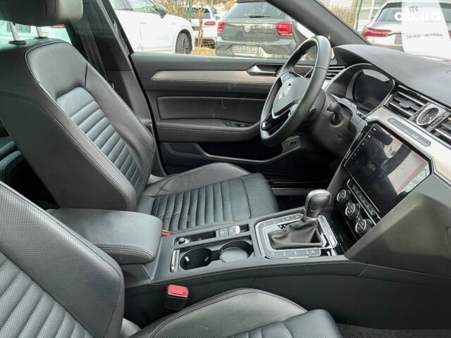 Фольксваген Пассат 2021 в Киеве на Automoto.ua Фольксваген Пассат, объемом двигателя 2 л и пробегом 15 тыс. км за 43298 $, фото 13 на Automoto.ua