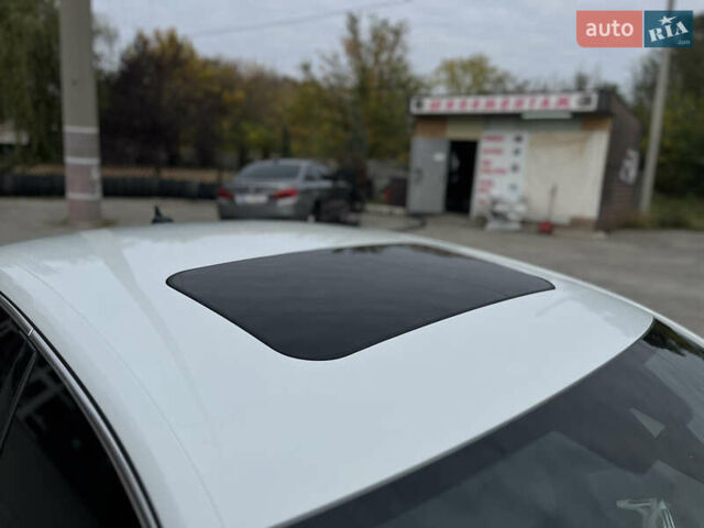 Фольксваген Пассат, объемом двигателя 2 л и пробегом 112 тыс. км за 18500 $, фото 8 на Automoto.ua