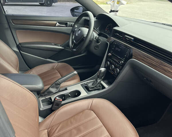 Фольксваген Пассат, объемом двигателя 2 л и пробегом 112 тыс. км за 18500 $, фото 11 на Automoto.ua