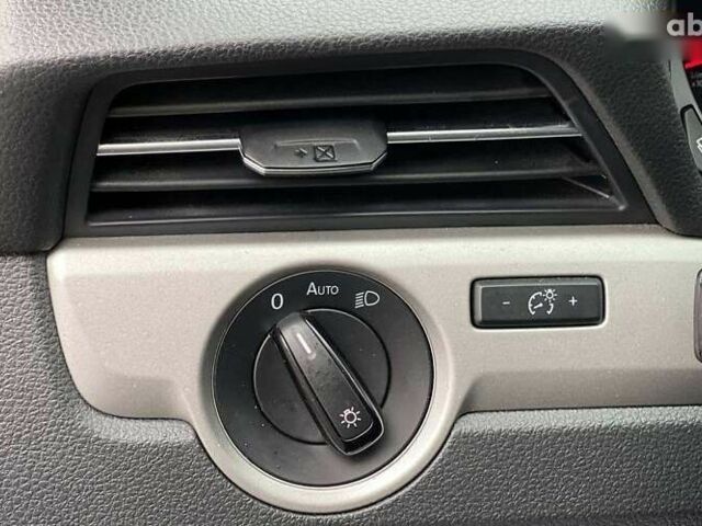 Фольксваген Пассат 2021 в Ивано-Франковске на Automoto.ua Фольксваген Пассат, объемом двигателя 2 л и пробегом 29 тыс. км за 18900 $, фото 11 на Automoto.ua