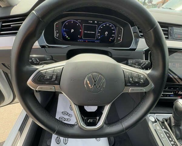 Фольксваген Пассат 2021 у Києві на Automoto.ua Фольксваген Пассат, об'ємом двигуна 2 л та пробігом 194 тис. км за 25900 $, фото 29 на Automoto.ua