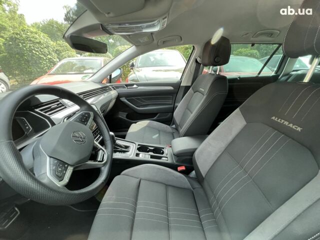 Фольксваген Пассат, объемом двигателя 2 л и пробегом 22 тыс. км за 44450 $, фото 27 на Automoto.ua