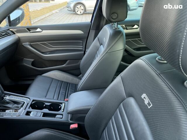 Фольксваген Пассат, объемом двигателя 2 л и пробегом 24 тыс. км за 48471 $, фото 15 на Automoto.ua