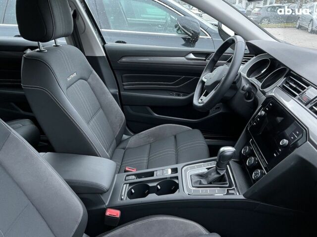 Фольксваген Пассат, объемом двигателя 2 л и пробегом 1 тыс. км за 46515 $, фото 5 на Automoto.ua