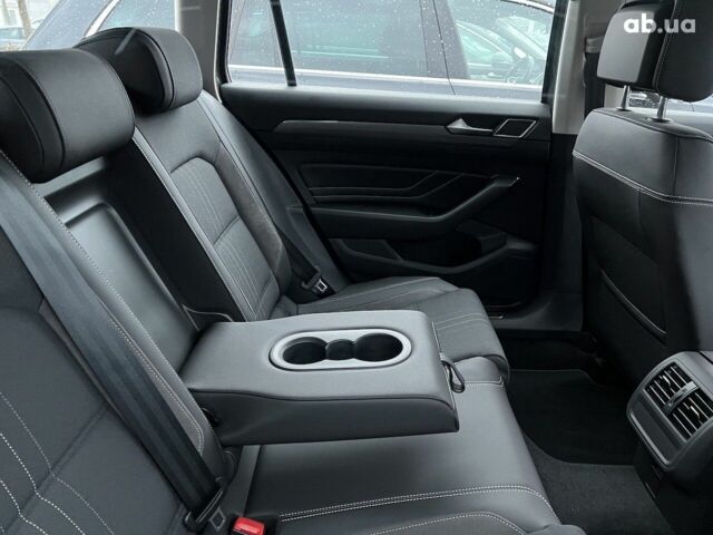 Фольксваген Пассат, объемом двигателя 2 л и пробегом 1 тыс. км за 46515 $, фото 1 на Automoto.ua