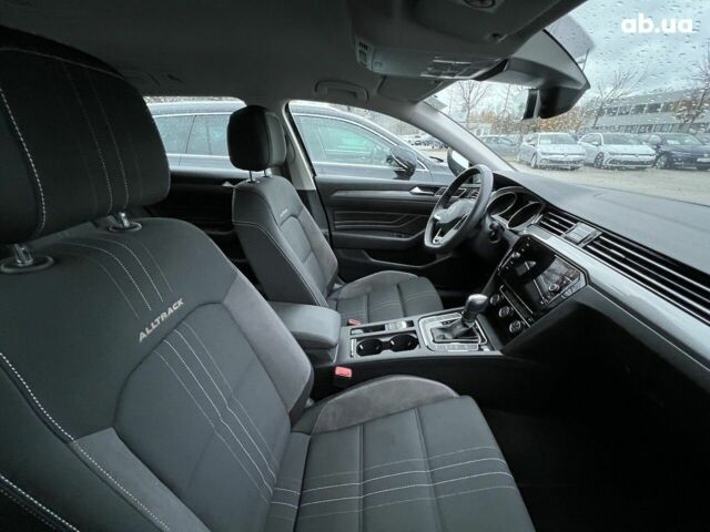 Фольксваген Пассат, объемом двигателя 2 л и пробегом 1 тыс. км за 46515 $, фото 7 на Automoto.ua