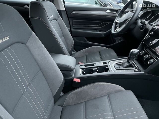 Фольксваген Пассат, объемом двигателя 2 л и пробегом 1 тыс. км за 46515 $, фото 6 на Automoto.ua