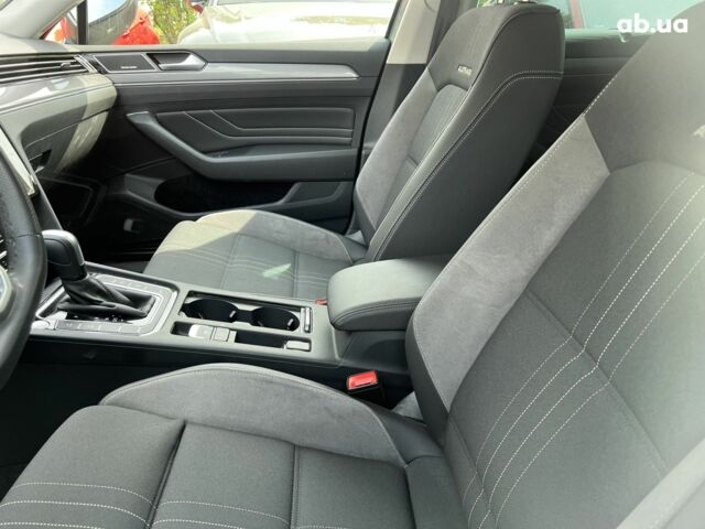 Фольксваген Пассат, объемом двигателя 2 л и пробегом 22 тыс. км за 44450 $, фото 26 на Automoto.ua