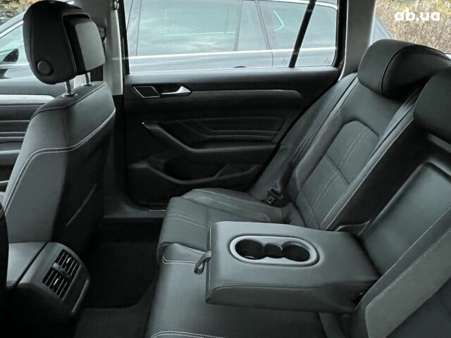 Фольксваген Пассат, объемом двигателя 2 л и пробегом 1 тыс. км за 46515 $, фото 27 на Automoto.ua