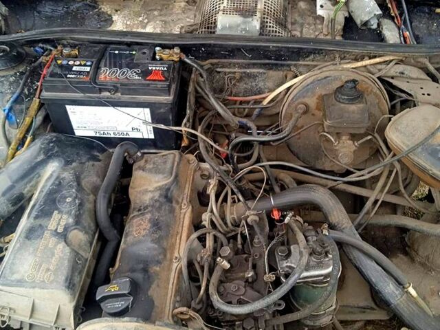 Фольксваген Пассат, объемом двигателя 1.6 л и пробегом 200 тыс. км за 850 $, фото 5 на Automoto.ua