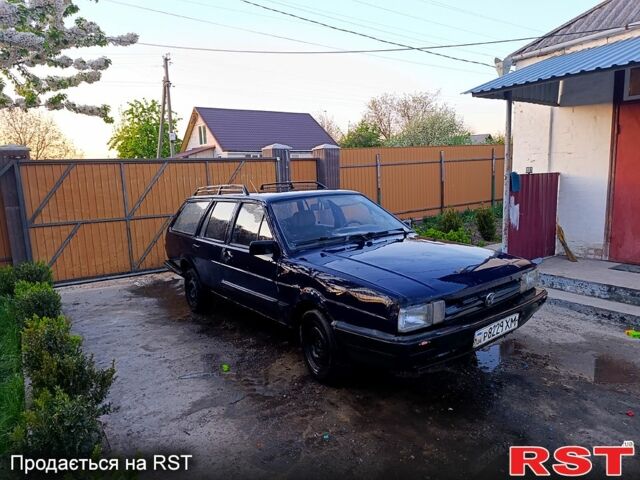 Фольксваген Пассат, объемом двигателя 1.6 л и пробегом 235 тыс. км за 800 $, фото 1 на Automoto.ua