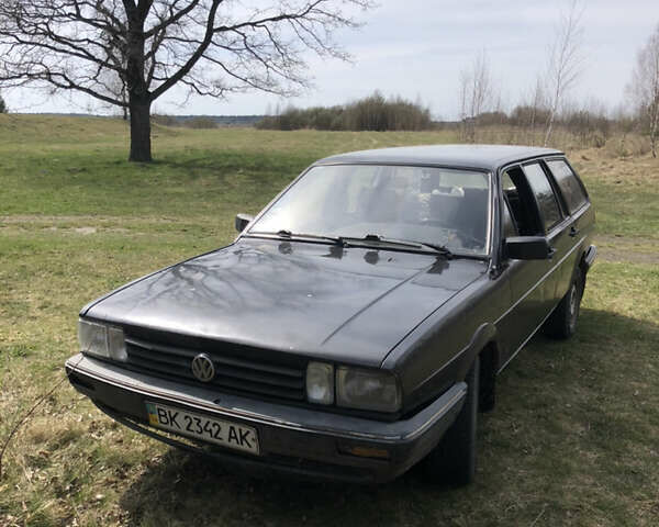 Фольксваген Пассат, объемом двигателя 1.6 л и пробегом 200 тыс. км за 1000 $, фото 5 на Automoto.ua