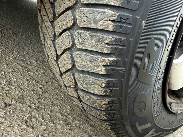 Фольксваген Пассат, объемом двигателя 1.8 л и пробегом 326 тыс. км за 1350 $, фото 7 на Automoto.ua