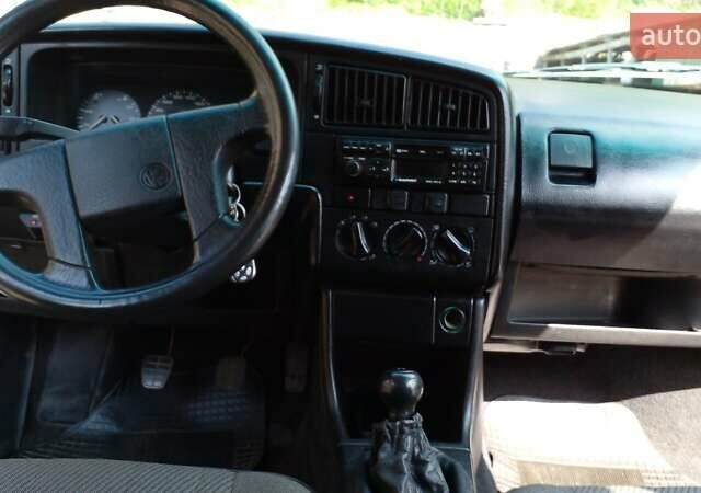 Фольксваген Пассат, объемом двигателя 1.8 л и пробегом 400 тыс. км за 2700 $, фото 20 на Automoto.ua