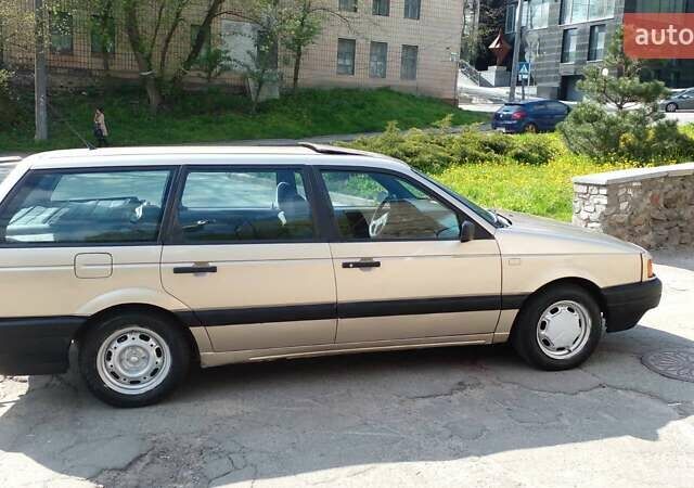 Фольксваген Пассат, объемом двигателя 1.8 л и пробегом 400 тыс. км за 2700 $, фото 15 на Automoto.ua