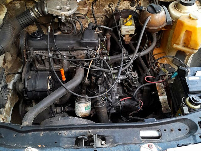 Фольксваген Пассат, объемом двигателя 1.8 л и пробегом 252 тыс. км за 1050 $, фото 8 на Automoto.ua