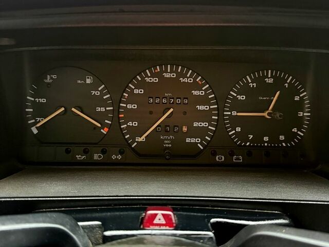 Фольксваген Пассат, объемом двигателя 1.8 л и пробегом 326 тыс. км за 1350 $, фото 12 на Automoto.ua