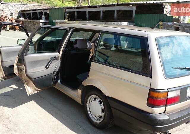 Фольксваген Пассат, объемом двигателя 1.8 л и пробегом 400 тыс. км за 2700 $, фото 24 на Automoto.ua