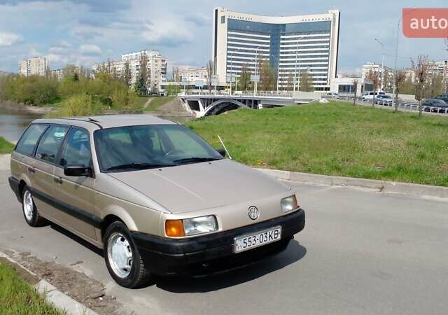 Фольксваген Пассат, объемом двигателя 1.8 л и пробегом 400 тыс. км за 2700 $, фото 2 на Automoto.ua