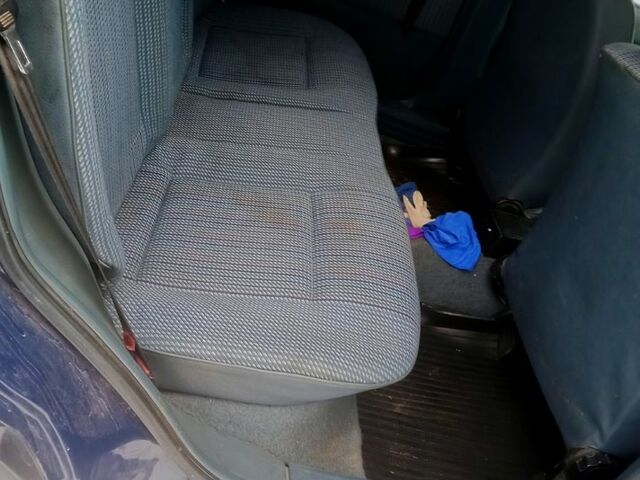 Фольксваген Пассат, объемом двигателя 1.8 л и пробегом 148 тыс. км за 1300 $, фото 4 на Automoto.ua