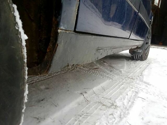 Фольксваген Пассат, объемом двигателя 1.8 л и пробегом 148 тыс. км за 1300 $, фото 6 на Automoto.ua