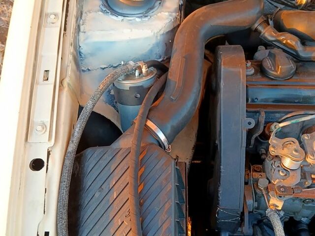 Фольксваген Пассат, объемом двигателя 1.9 л и пробегом 350 тыс. км за 2500 $, фото 4 на Automoto.ua