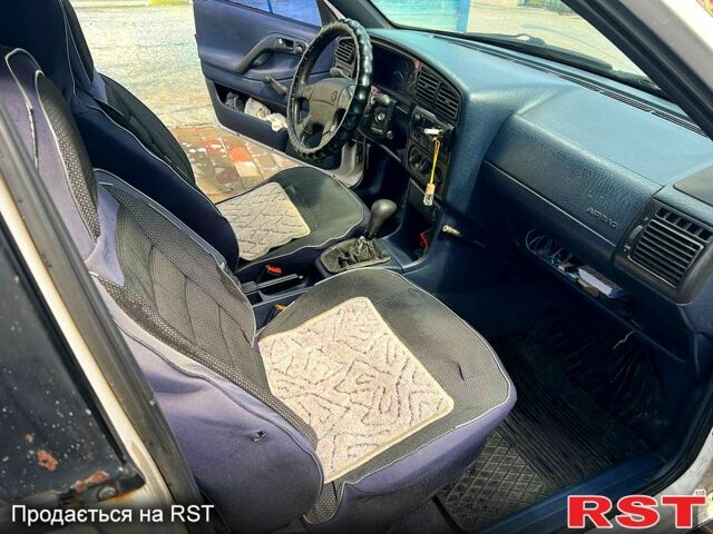 Фольксваген Пассат, об'ємом двигуна 1.8 л та пробігом 420 тис. км за 2350 $, фото 6 на Automoto.ua