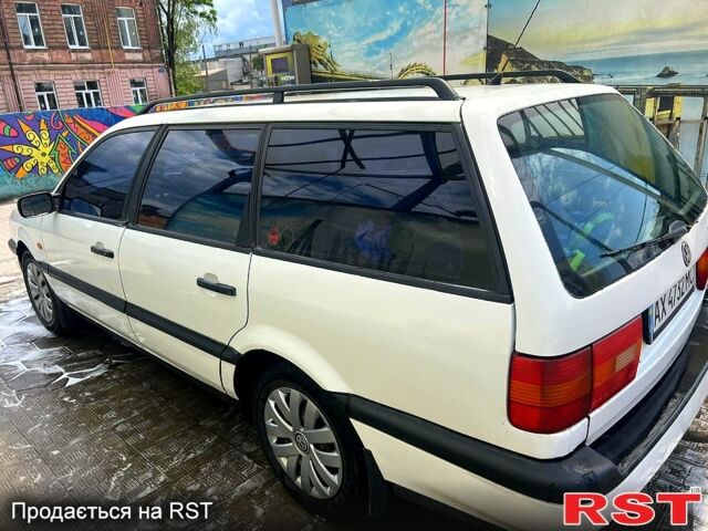 Фольксваген Пассат, об'ємом двигуна 1.8 л та пробігом 420 тис. км за 2350 $, фото 3 на Automoto.ua