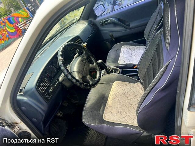 Фольксваген Пассат, об'ємом двигуна 1.8 л та пробігом 420 тис. км за 2350 $, фото 2 на Automoto.ua