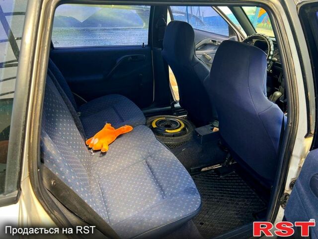 Фольксваген Пассат, об'ємом двигуна 1.8 л та пробігом 420 тис. км за 2350 $, фото 5 на Automoto.ua