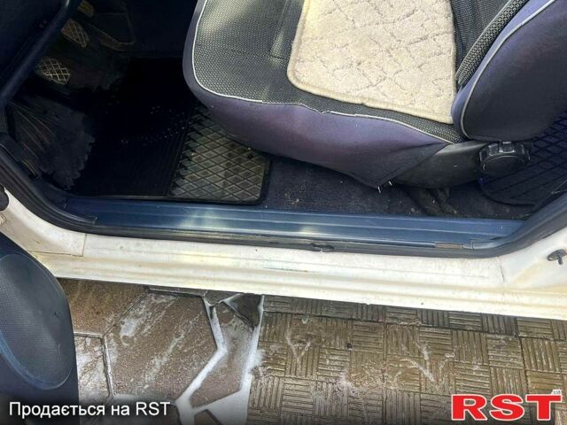 Фольксваген Пассат, об'ємом двигуна 1.8 л та пробігом 420 тис. км за 2350 $, фото 1 на Automoto.ua